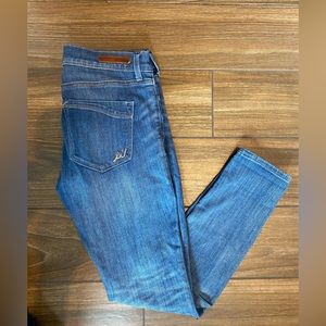 Express jeans legging mid rise size 4s short